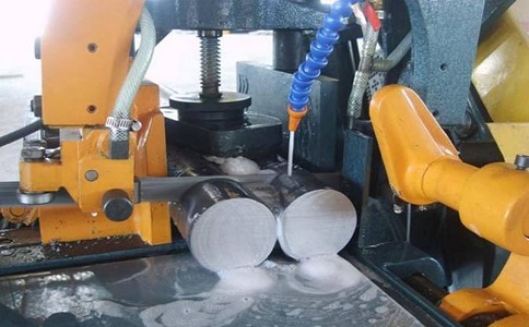 保康卧式带锯床的送料方式有哪几种？